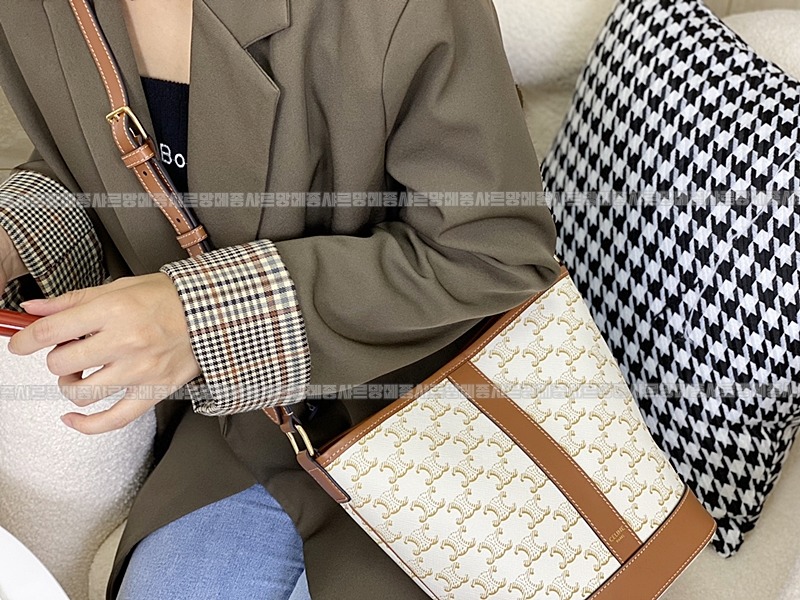 셀린느버킷백스몰20260312-124206-021루.jpg