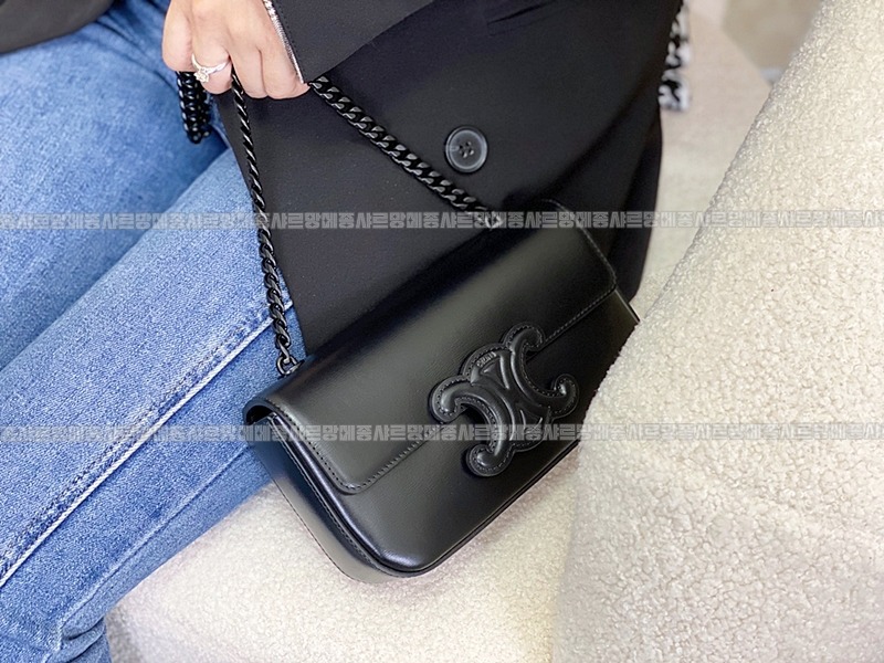 셀린느퀴르트리오페체인숄더백20260312-130909-018루.jpg
