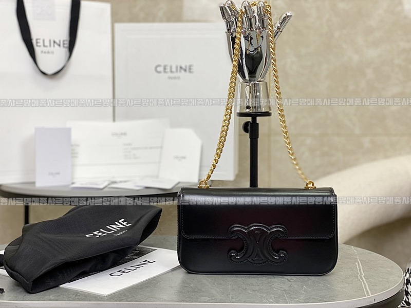 셀린느퀴르트리오페체인숄더백20260312-131356-001루.jpg
