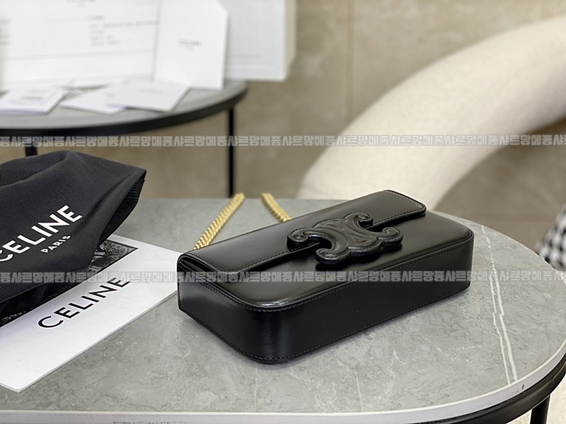 셀린느퀴르트리오페체인숄더백20260312-131357-009루.jpg