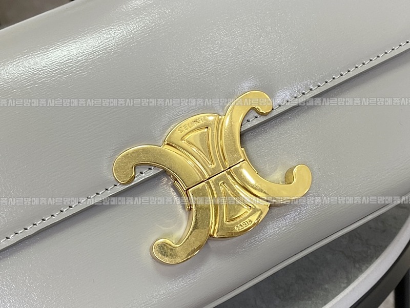 셀린느트리오페체인숄더백 20260312-133503-005루.jpg