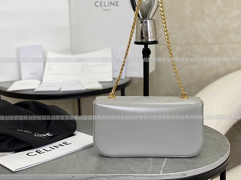 셀린느트리오페체인숄더백 20260312-133503-004루.jpg