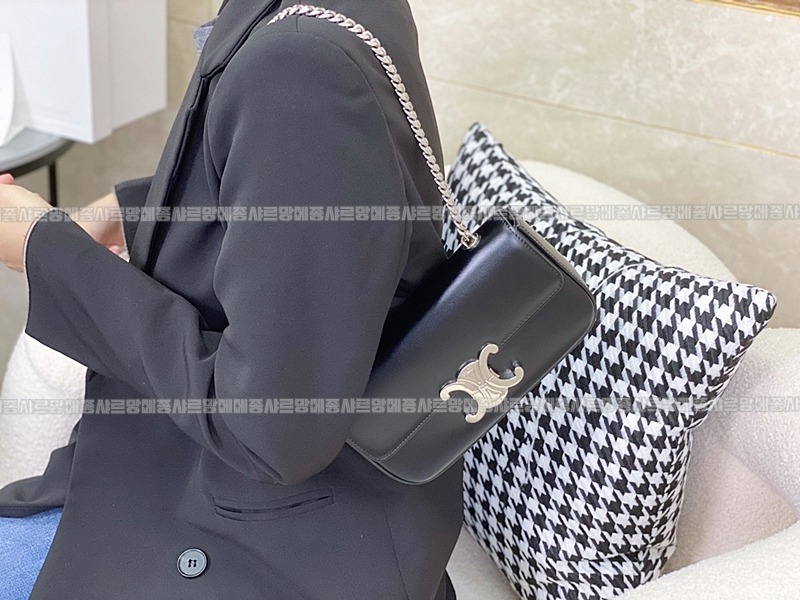 셀린느트리오페체인숄더백 20260312-142528-016루.jpg