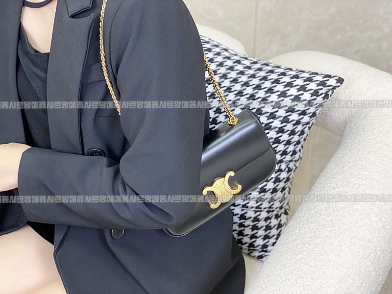 셀린느트리오페체인숄더백 20260312-142907-019루.jpg