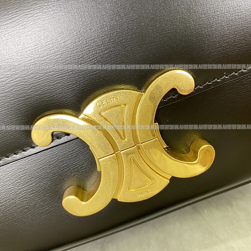 셀린느트리오페체인숄더백 20260312-142905-005루.jpg