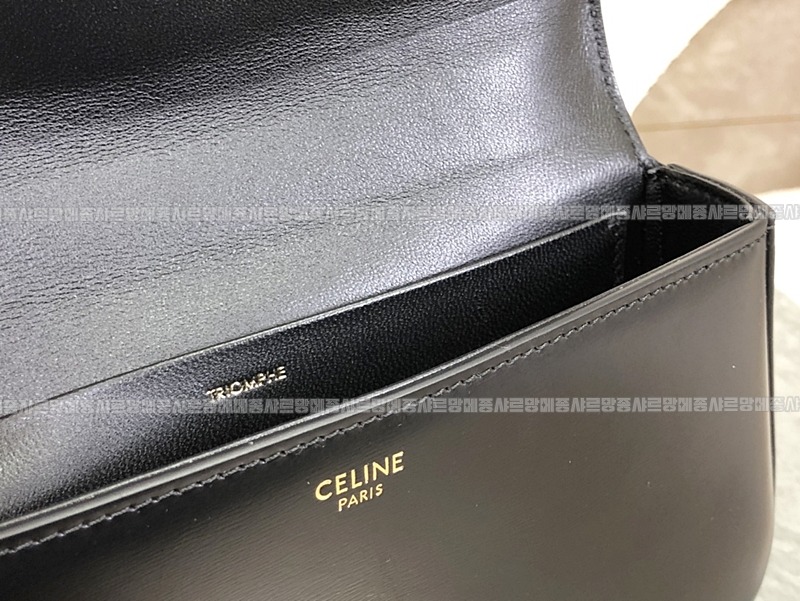 셀린느트리오페체인숄더백 20260312-142905-007루.jpg