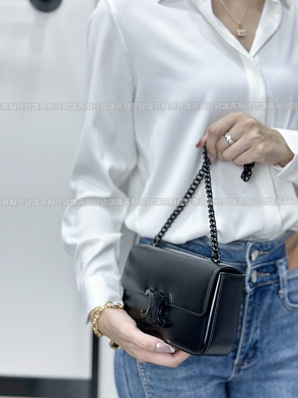 셀린느트리오페체인숄더백 20260312-143208-020루.jpg