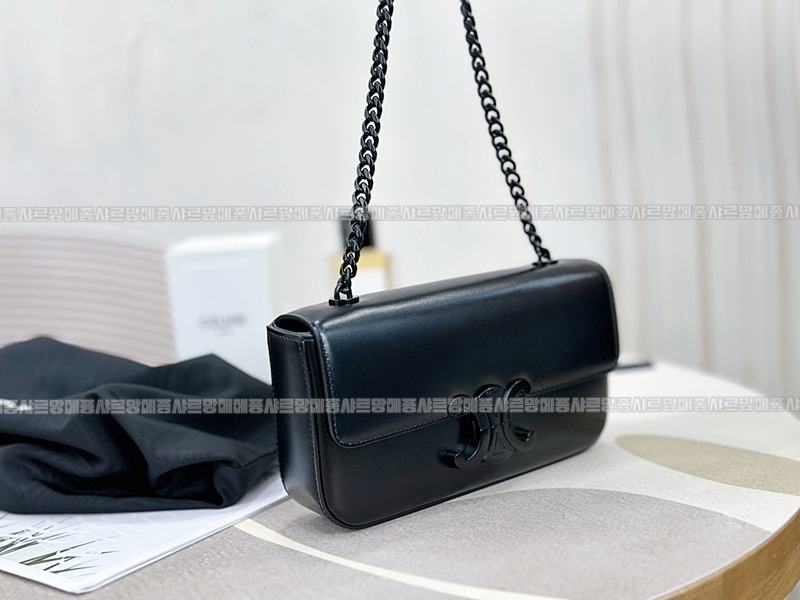 셀린느트리오페체인숄더백 20260312-143206-009루.jpg