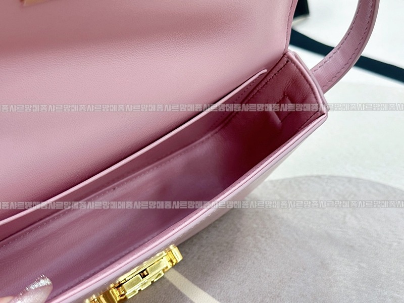 셀린느트리오페체인숄더백 wsxc1773330897895_2루.jpg