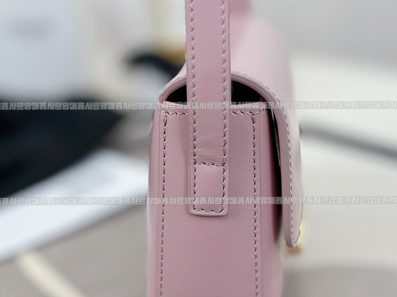 셀린느트리오페체인숄더백 wsxc1773330897896_3루.jpg