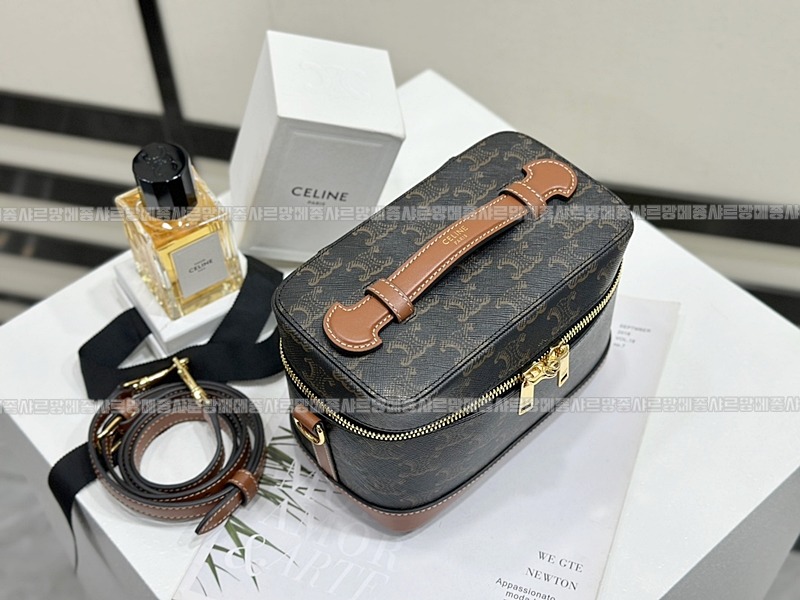 셀린느미니베니티백 wsxc1773332571300_1루.jpg