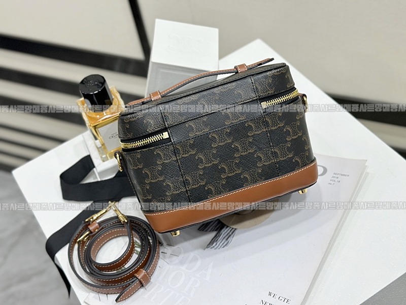 셀린느미니베니티백 wsxc1773332571300_2루.jpg