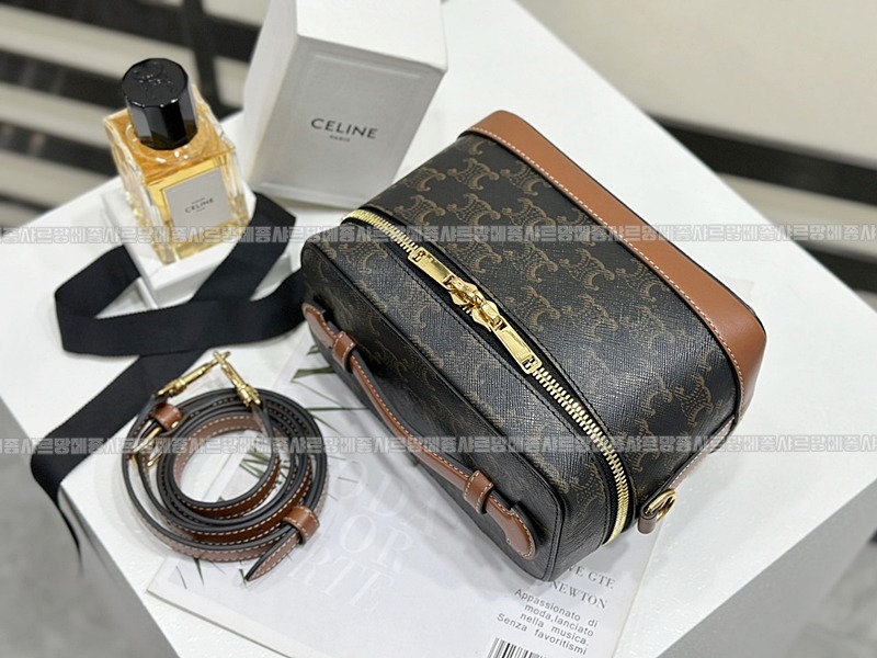 셀린느미니베니티백 wsxc1773332571405_3루.jpg