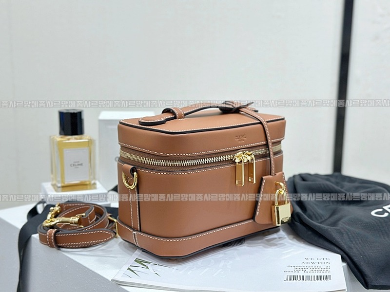 셀린느미니베니티백 wsxc1773332638038_1루.jpg