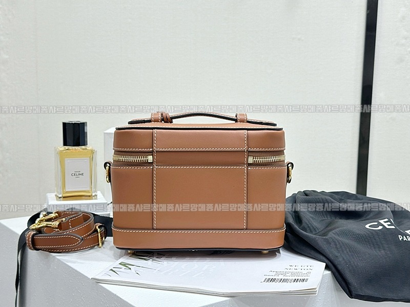 셀린느미니베니티백 wsxc1773332638041_2루.jpg