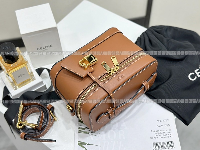 셀린느미니베니티백 wsxc1773332647624_4루.jpg