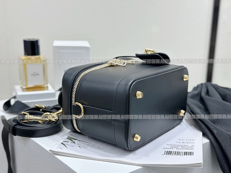 셀린느미니베니티백 wsxc1773332673558_4루.jpg