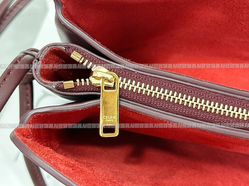 셀린느트리오플랩숄더백20260313-121901-011루.jpg