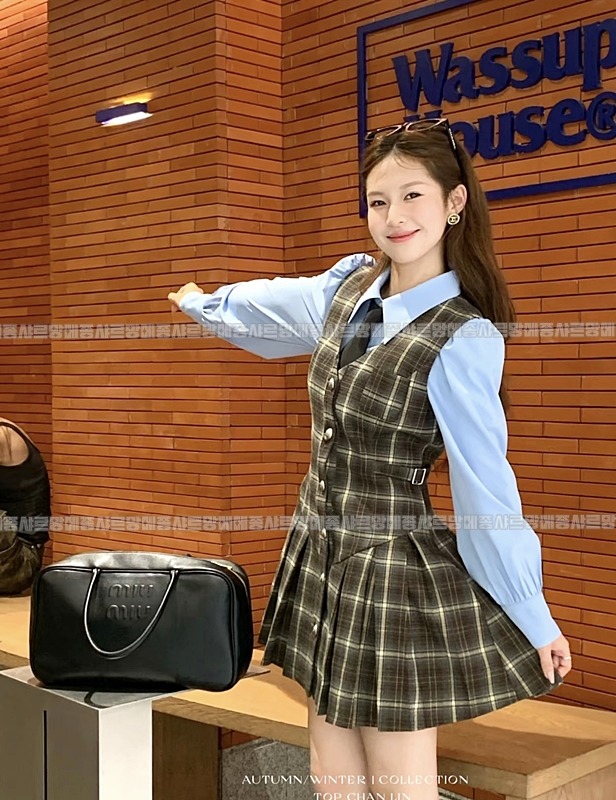 미우미우보우레더백  20260314-105556-021루.jpg