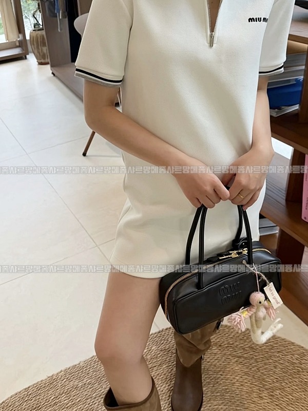 미우미우보우레더백  20260314-110443-029루.jpg