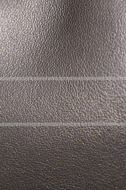 미우미우보우레더백  20260314-110440-015루.jpg