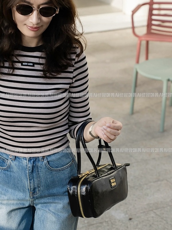 미우미우보우레더백  20260314-120839-025루.jpg