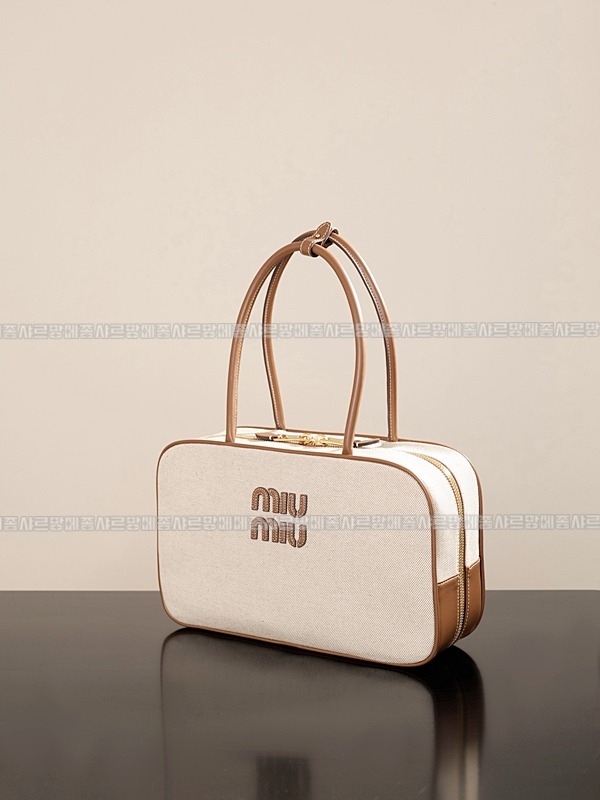 미우미우캔버스가죽보백  20260314-122351-003루.jpg