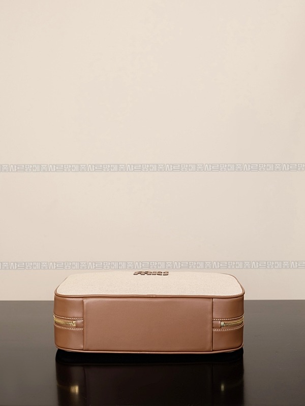 미우미우캔버스가죽보백  20260314-122352-007루.jpg