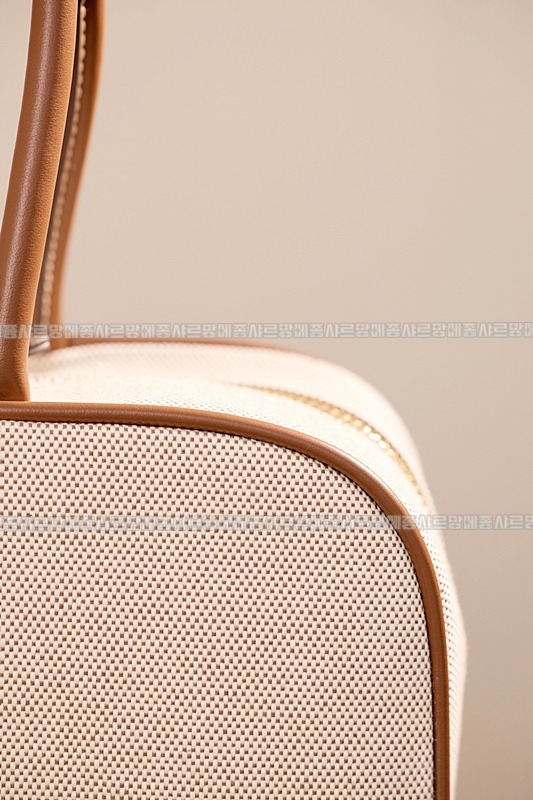 미우미우캔버스가죽보백  20260314-122358-016루.jpg