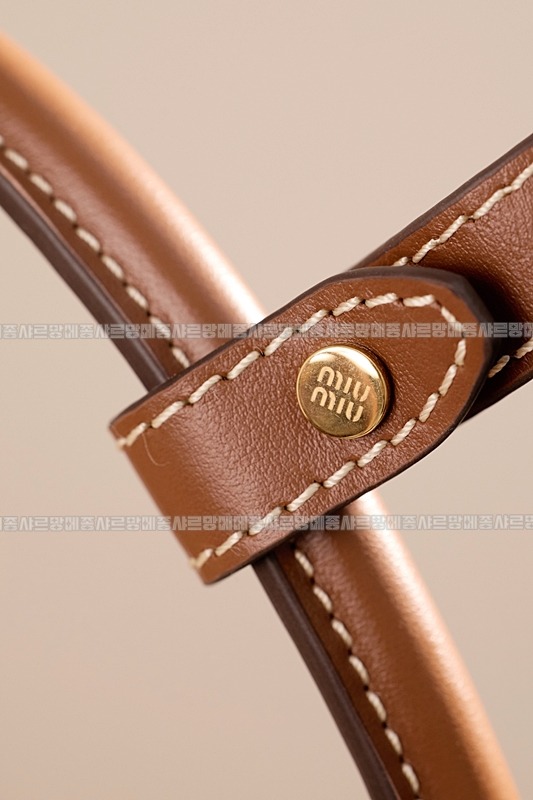 미우미우캔버스가죽보백  20260314-122359-019루.jpg