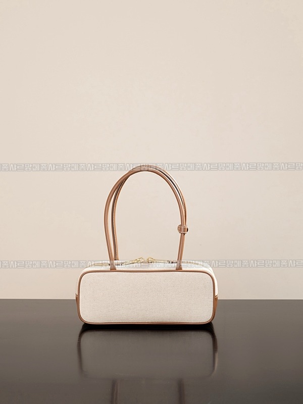 미우미우캔버스가죽보백  20260314-122921-002루.jpg