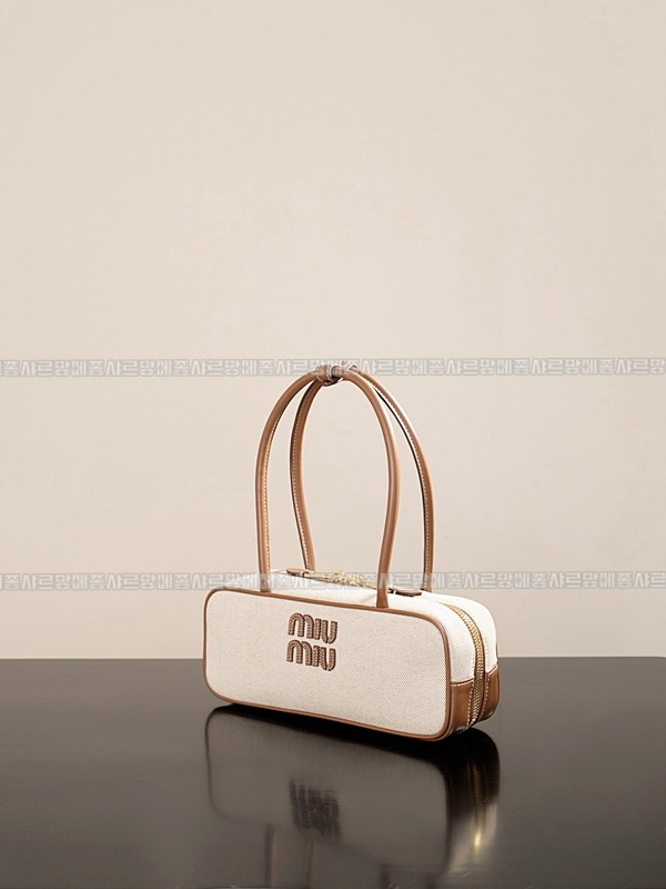 미우미우캔버스가죽보백  20260314-122922-003루.jpg