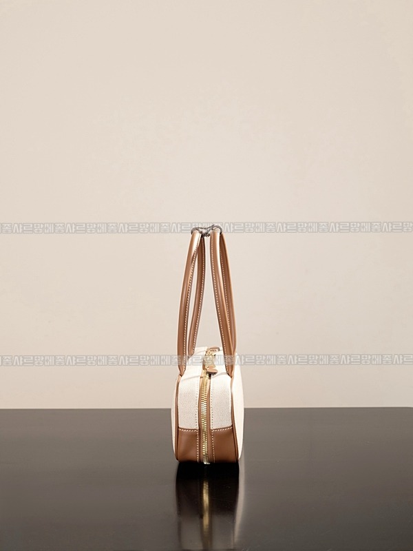 미우미우캔버스가죽보백  20260314-122922-005루.jpg