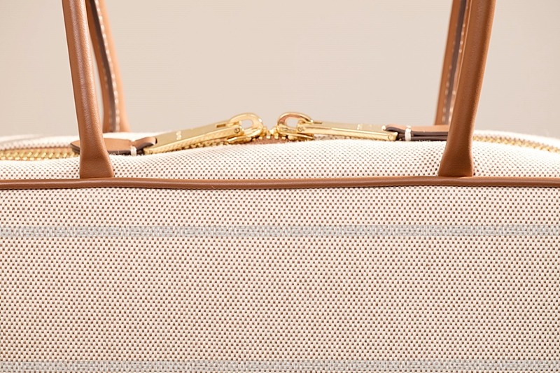 미우미우캔버스가죽보백  20260314-122923-013루.jpg