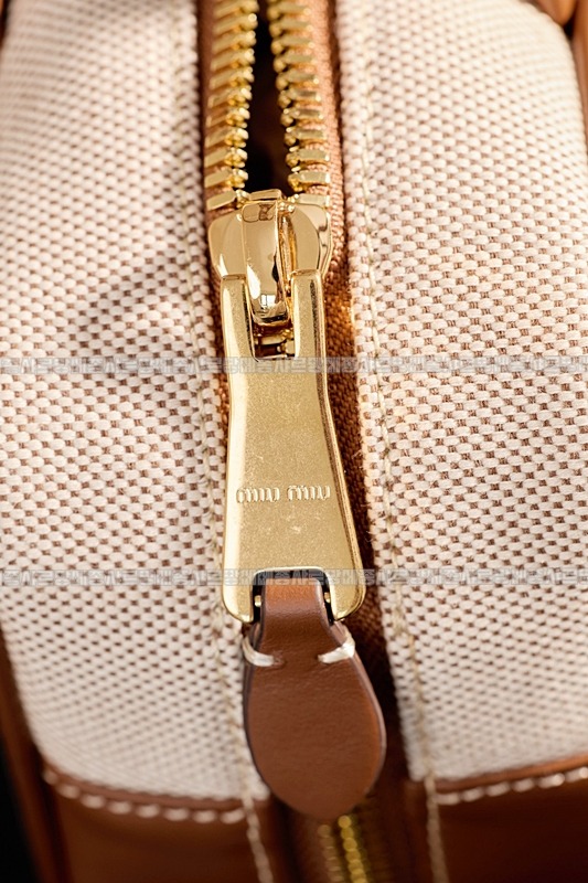 미우미우캔버스가죽보백  20260314-122924-017루.jpg