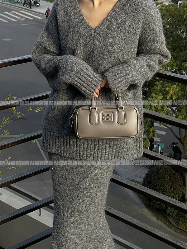 미우미우아르카디백  20260314-125904-021루.jpg