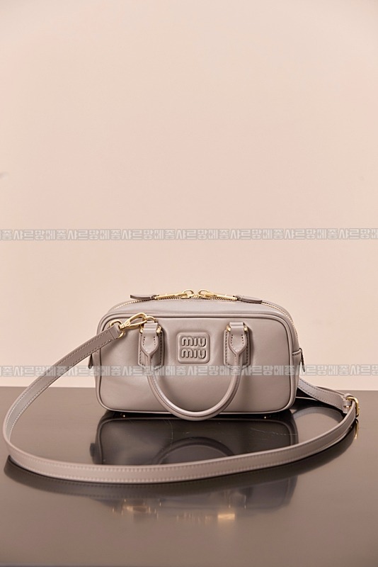 미우미우아르카디백  20260314-125902-009루.jpg