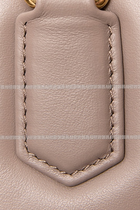 미우미우아르카디백  20260314-125904-020루.jpg