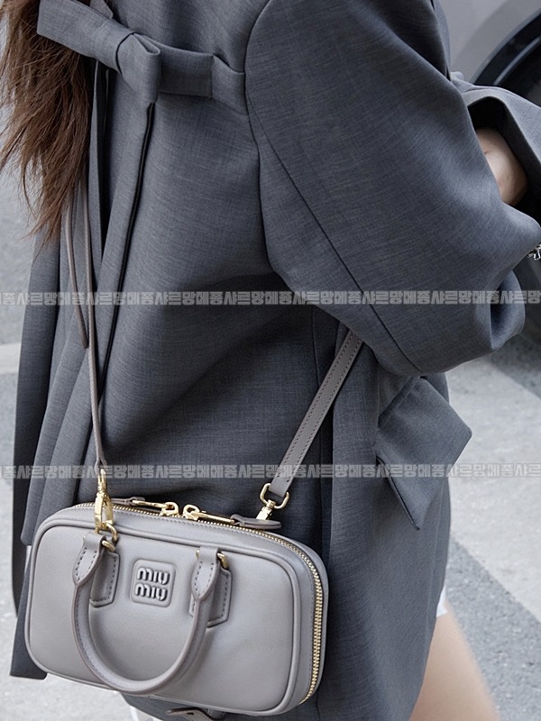 미우미우아르카디백  20260314-130929-021루.jpg