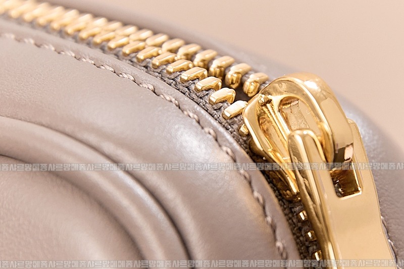 미우미우아르카디백  20260314-130928-016루.jpg