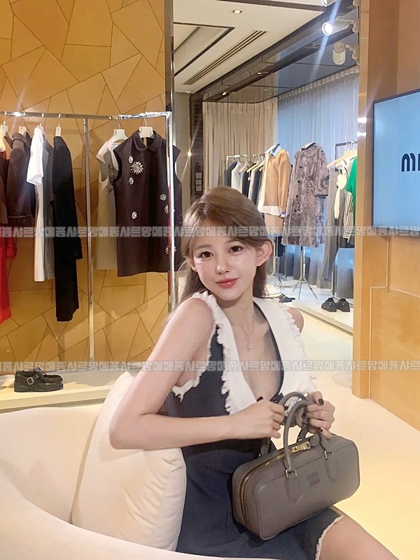 미우미우아르카디백  20260314-131450-024루.jpg