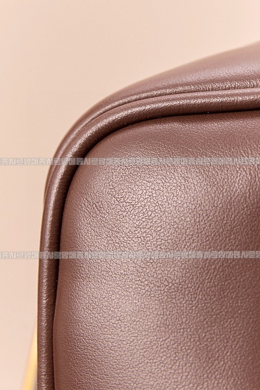 미우미우아르카디백  20260314-133529-013루.jpg