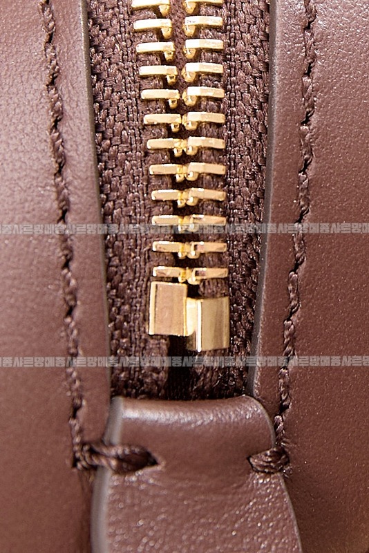 미우미우아르카디백  20260314-133530-015루.jpg