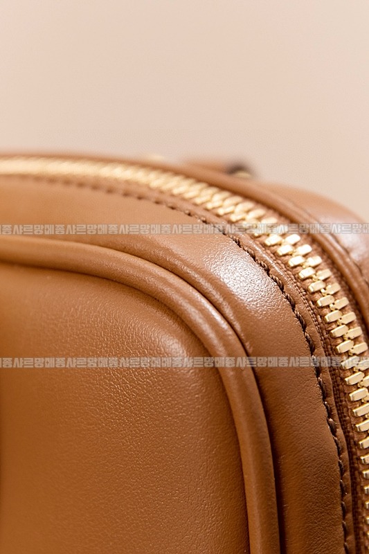 미우미우아르카디백  20260314-140001-012루.jpg