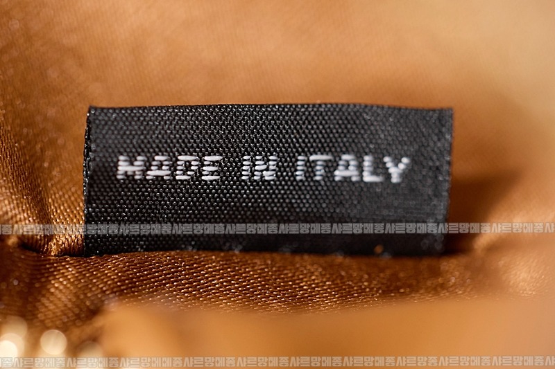 미우미우아르카디백  20260314-140002-016루.jpg