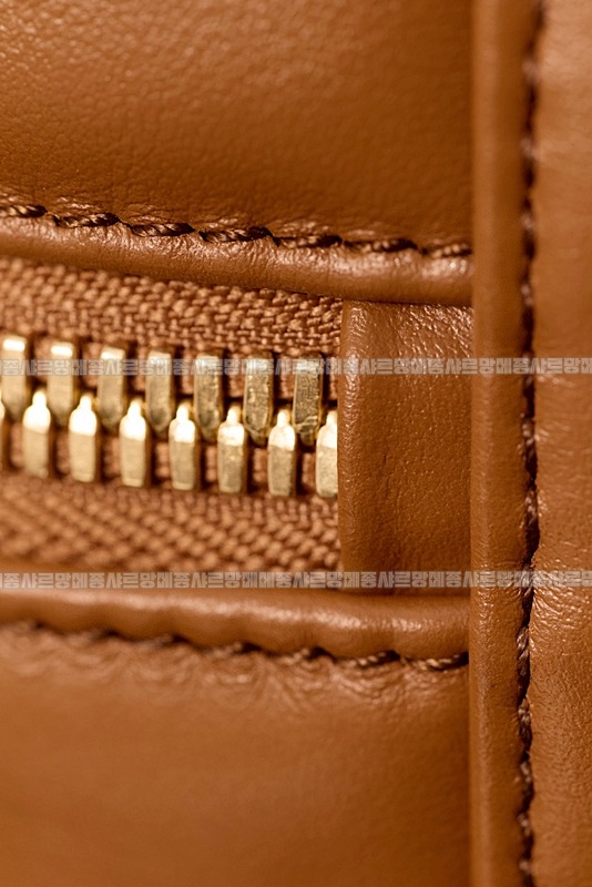 미우미우아르카디백  20260314-140909-018루.jpg