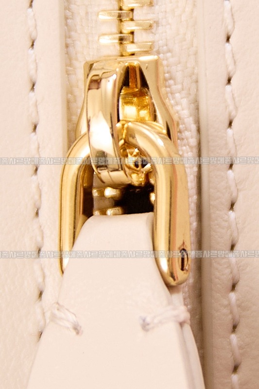 미우미우아르카디백  20260314-141845-021루.jpg