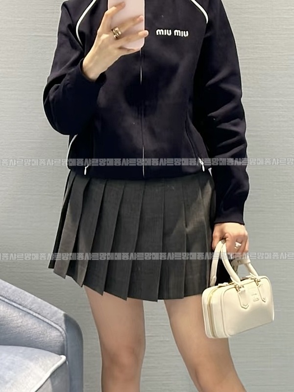 미우미우아르카디백  20260314-142256-031루.jpg