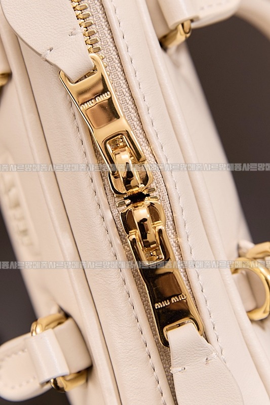 미우미우아르카디백  20260314-142254-020루.jpg