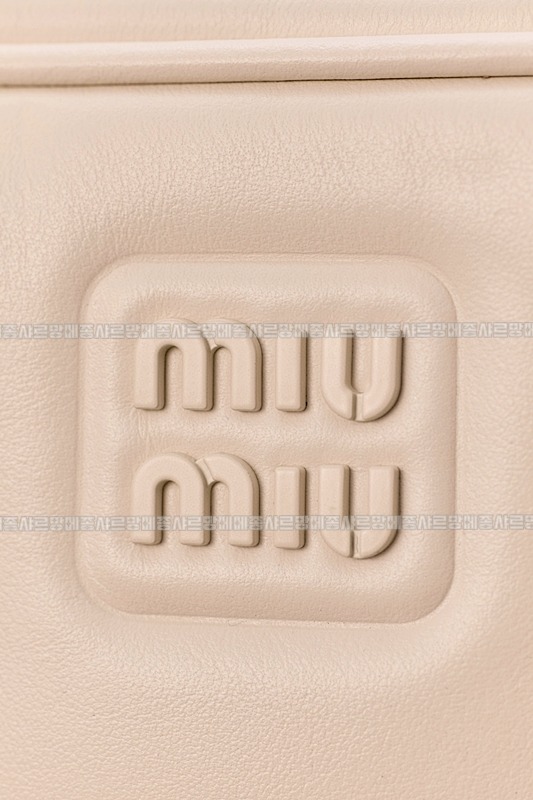 미우미우아르카디백  20260314-142815-014루.jpg